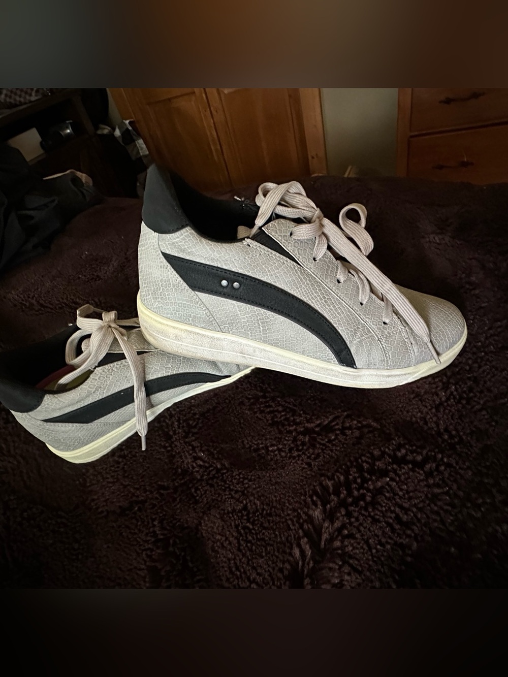 Ryka Women's Athletic Sneakers in Light Gray with Black Accent